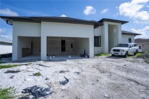 2709 Sw 25th St, Cape Coral