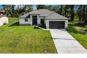 2929 20th St Sw, Lehigh Acres