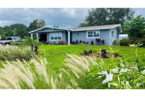 4 Palm Blvd, Lehigh Acres