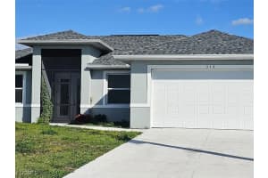 578 David Cir, Labelle
