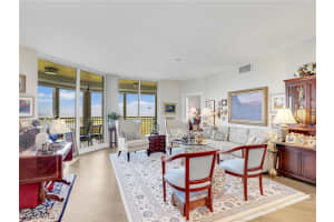 1001 Arbor Lake Dr 1102, Naples