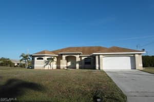 709 Sw 31st St, Cape Coral