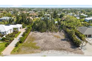 260 Green Dolphin Dr, Placida