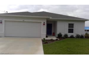 328 Jacaranda Pkwy E, Cape Coral 328 Jacaranda Pkwy E, Cape Coral
