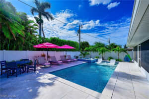 690 100th Ave N, Naples