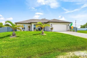 539 Nw 13th St, Cape Coral