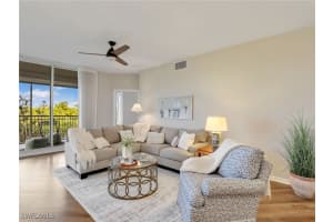 1001 Arbor Lake Dr 102, Naples