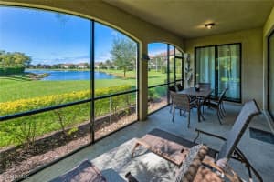 9512 Napoli Ln 101, Naples