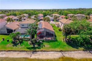 1638 Triangle Palm Ter, Naples