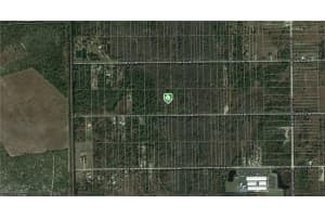 2645 62nd Ave Ne, Naples