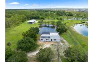 18405 Dykes Rd, Estero
