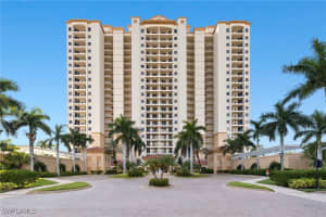 1065 Borghese Ln 403, Naples