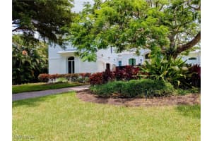 5106 Seahorse Ave, Naples