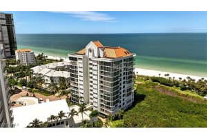 20 Seagate Dr 803, Naples