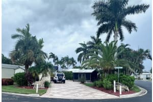 1302 Silver Lakes Blvd, Naples