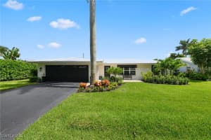 1319 28th Ave N, Naples