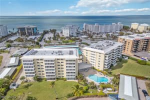 3410 Gulf Shore Blvd N 305, Naples