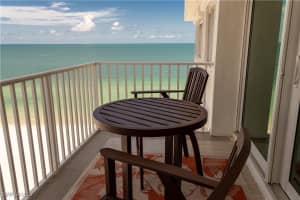 3443 Gulf Shore Blvd N 802, Naples