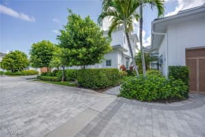 9171 Mercato Ln, Naples