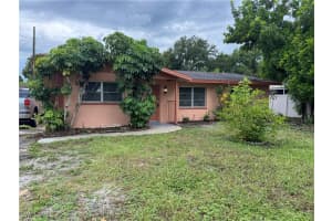 905 Narcissus St, North Fort Myers