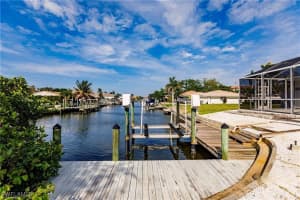 204 5th St, Bonita Springs