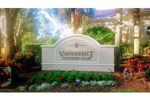 8225 Danbury Blvd E 1-102, Naples