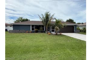 2122 Se 13th Ter, Cape Coral