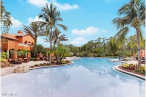 9137 Chula Vista St 12602, Naples