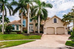 1045 Cottonwood Ct, Marco Island