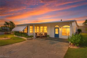274 Yorkshire Ave, Fort Myers