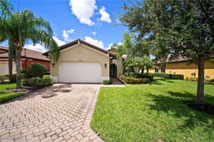 12766 Fairington Way, Fort Myers
