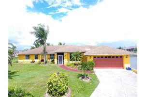 901 Nw 3rd Pl, Cape Coral
