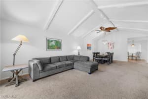 849 Palm View Dr 28, Naples