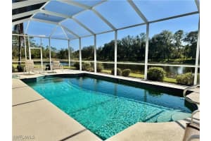 8722 Brittania Dr, Fort Myers