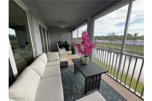 2543 Seychelles Dr 607, Naples