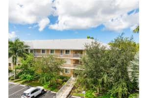 3001 Sandpiper Bay Cir B105, Naples