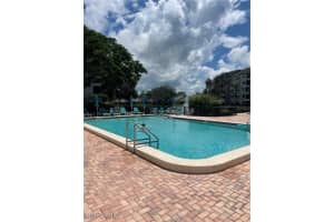 900 Arbor Lake Dr 9-501, Naples
