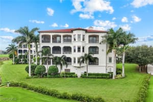 16452 Carrara Way 301, Naples
