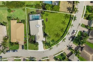 2513 Blackburn Cir, Cape Coral