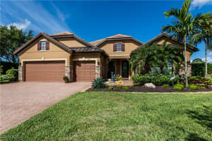 7235 Clamshell Ln W, Naples
