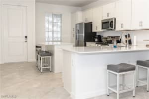 5583 Double Eagle Cir 4143, Ave Maria