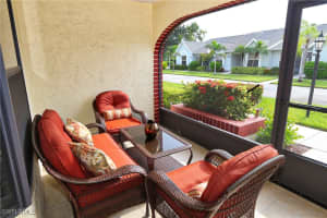 10805 Queen Anne Ln 203, Naples