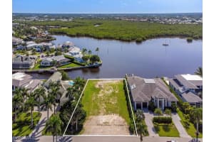 2375 Tarpon Rd, Naples
