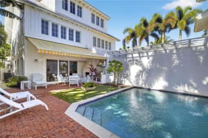477 3rd Ave S 2, Naples