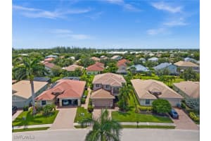 2524 Blackburn Cir, Cape Coral
