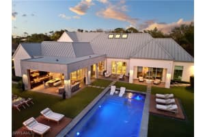 581 Myrtle Rd, Naples