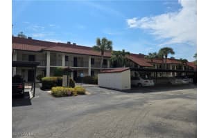 4955 Pepper Cir B105, Naples