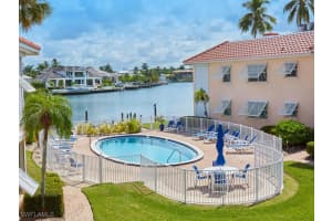 3070 Gulf Shore Blvd N 209, Naples