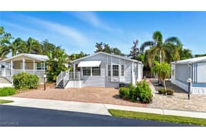 1041 Crystal Lake Dr, Naples