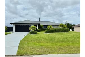 1020 Sw 11th Ct, Cape Coral